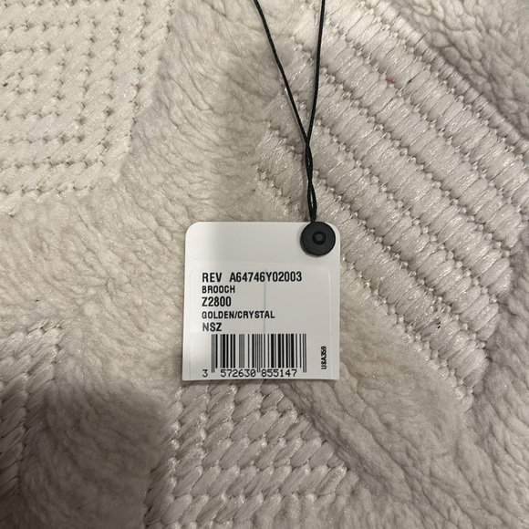 Chanel Brooch - Picture 4 of 4